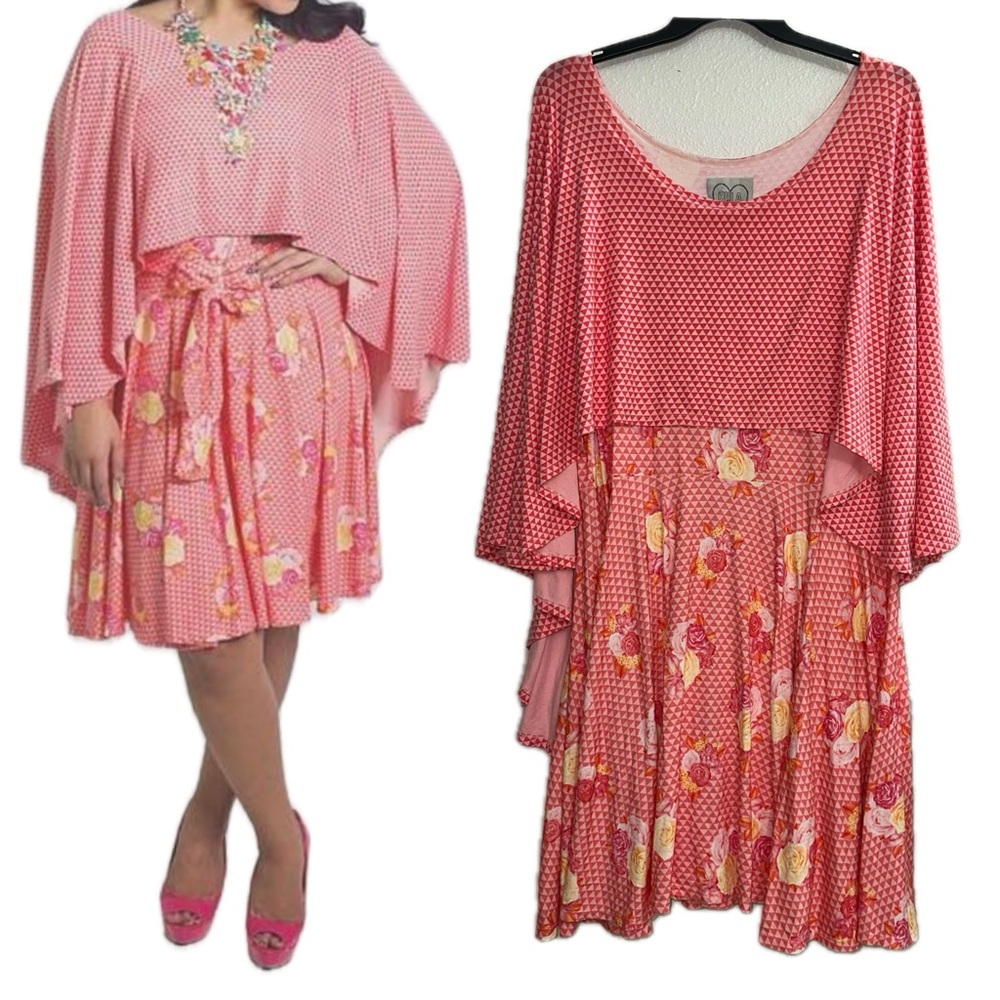 $120 Hula Tease Hawaii Rose Lau Li’i Hawaiian print Aloha Flowy Cape Dress